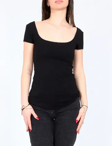 Top Bershka, negru