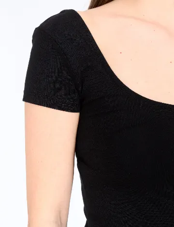 Top Bershka, negru