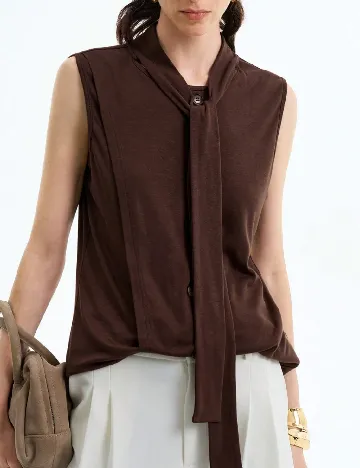 Bluza SHEIN, maro