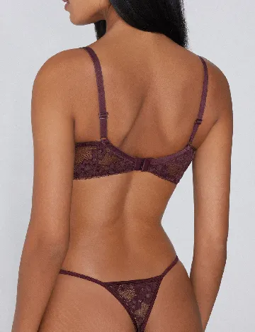 Sutien Tezenis, mov