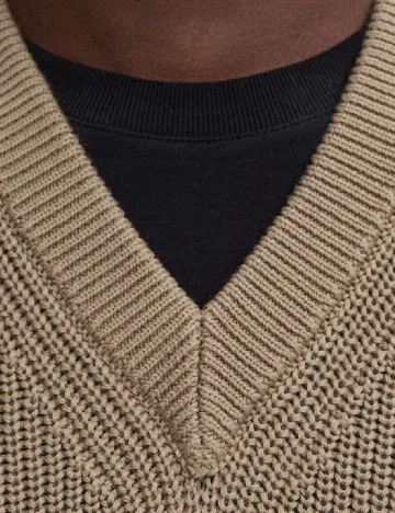 Vesta Massimo Dutti, maro deschis