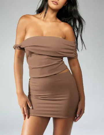 Compleu Missguided, maro