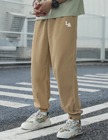 Pantaloni Shein Kids, maro
