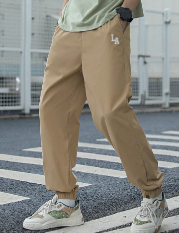 Pantaloni Shein Kids, maro