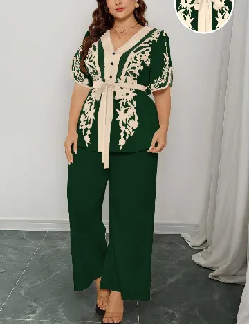 Compleu SHEIN CURVE, verde/crem