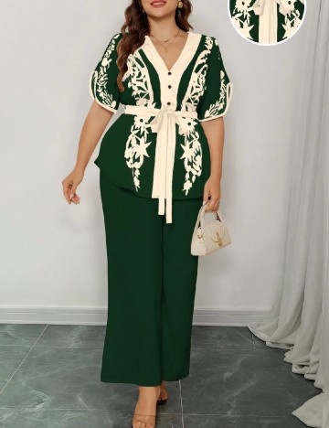 Compleu SHEIN CURVE, verde/crem