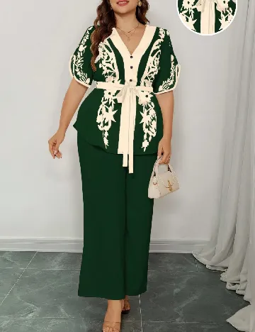 Compleu SHEIN CURVE, verde/crem