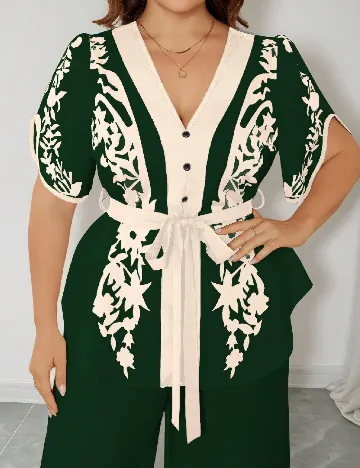 Compleu SHEIN CURVE, verde/crem