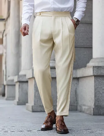 Pantaloni SHEIN, crem