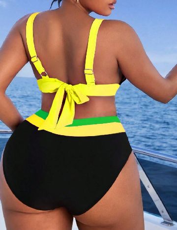 Costum de baie SHEIN CURVE, mix culori