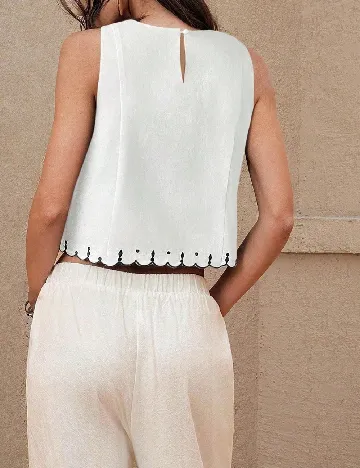 Top SHEIN, alb