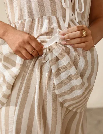 Compleu SHEIN Maternity, maro/alb