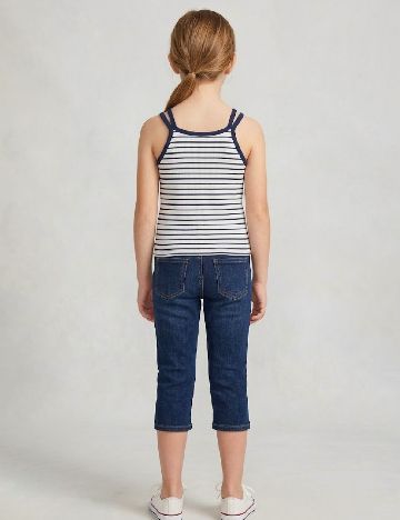 Maiou Zara, alb