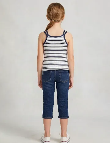 Maiou Zara, alb