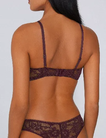 Sutien Tezenis, mov