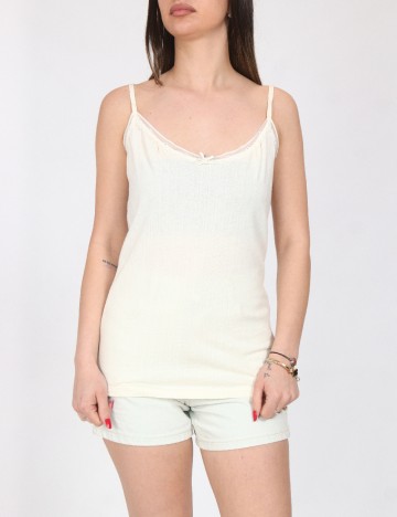 Maiou Bershka, crem