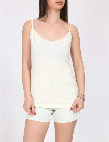 Maiou Bershka, crem