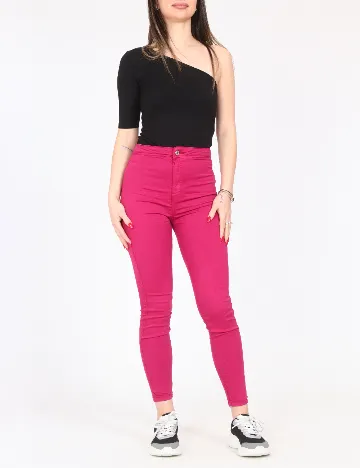 Blugi Bershka, fucsia