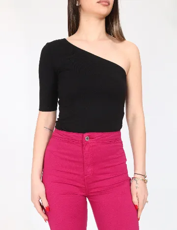 Blugi Bershka, fucsia