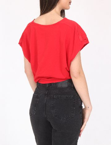 Top Zara, rosu