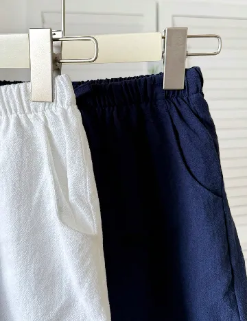Set Pantaloni scurti 2 perechi Shein Kids, alb/bleumarin