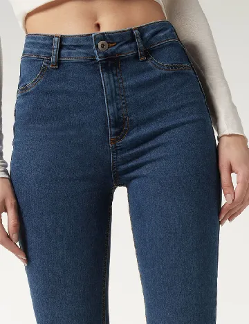 Blugi Calzedonia, bleumarin
