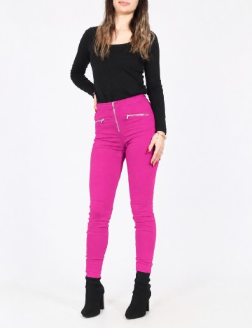 Blugi Bershka, roz