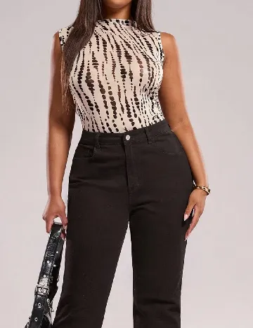 Body SHEIN CURVE, crem