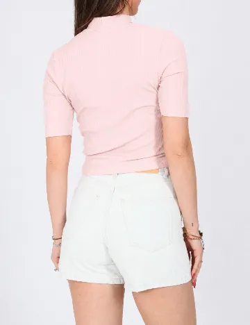 Top Bershka, roz pudra