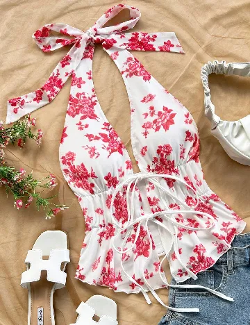 Top SHEIN, alb/rosu