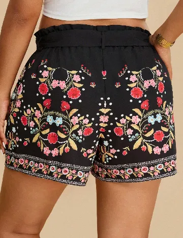 Pantaloni scurti SHEIN CURVE, negru