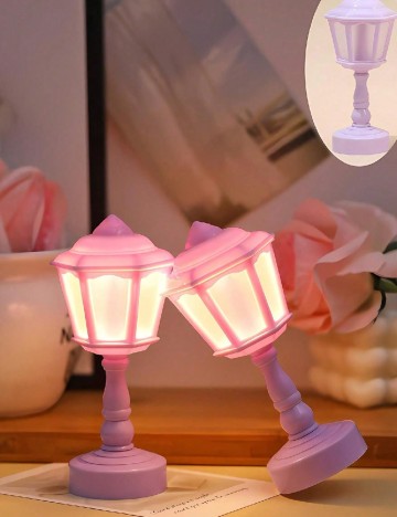 Lampa LED SHEIN, roz