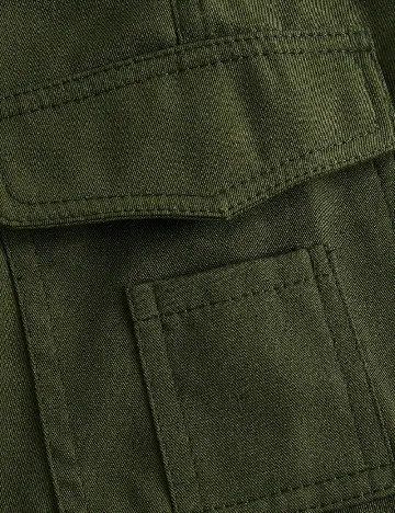 Pantaloni scurti SHEIN, verde
