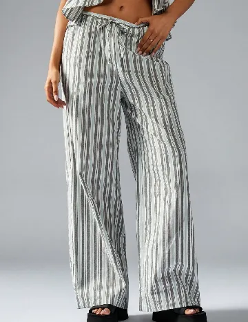 Pantaloni Missguided, gri