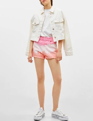 Pantaloni scurti Bershka, roz