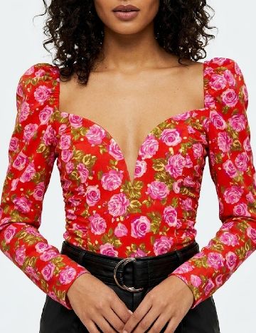 Top Zara, rosu
