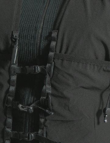 Vesta Musera, negru