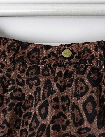 Pantaloni scurti SHEIN, animal print