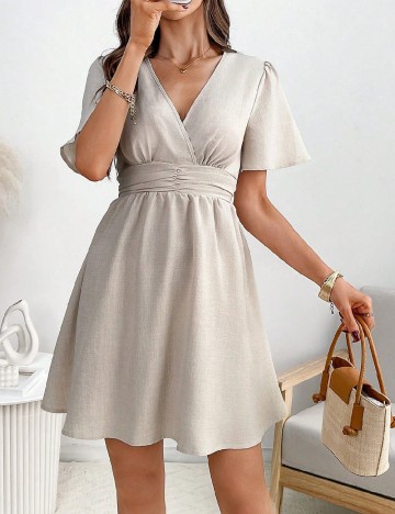 Rochie scurta Emery Rose, bej