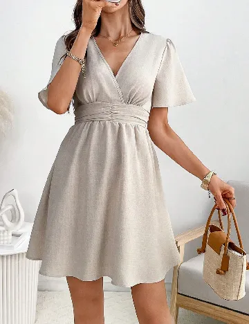 Rochie scurta Emery Rose, bej