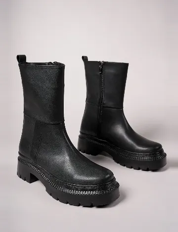 Ghete Riccon, negru
