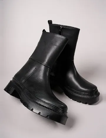 Ghete Riccon, negru