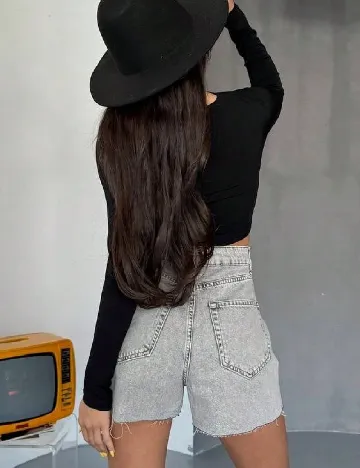 Pantaloni scurti SHEIN, gri/negru
