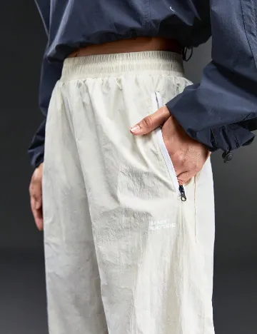Pantaloni SHEIN, ecru