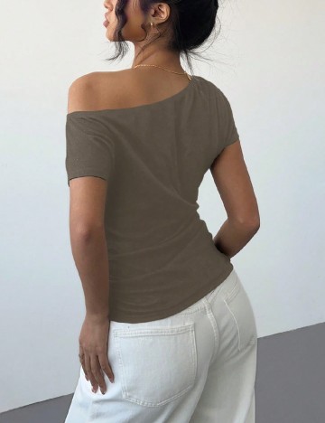 Bluza SHEIN, maro
