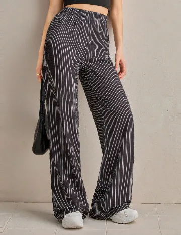 Pantaloni SHEIN, negru