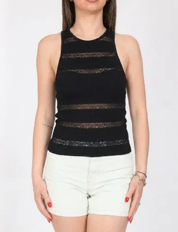 Maiou Zara, negru
