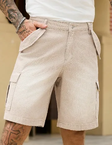Pantaloni scurti SHEIN, bej