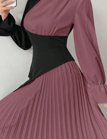 Rochie medie SHEIN, negru/mov