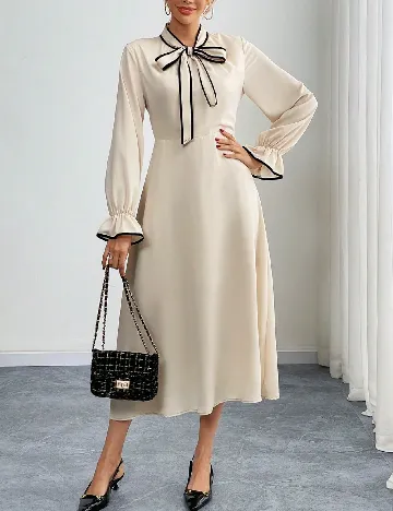 Rochie medie SHEIN, crem